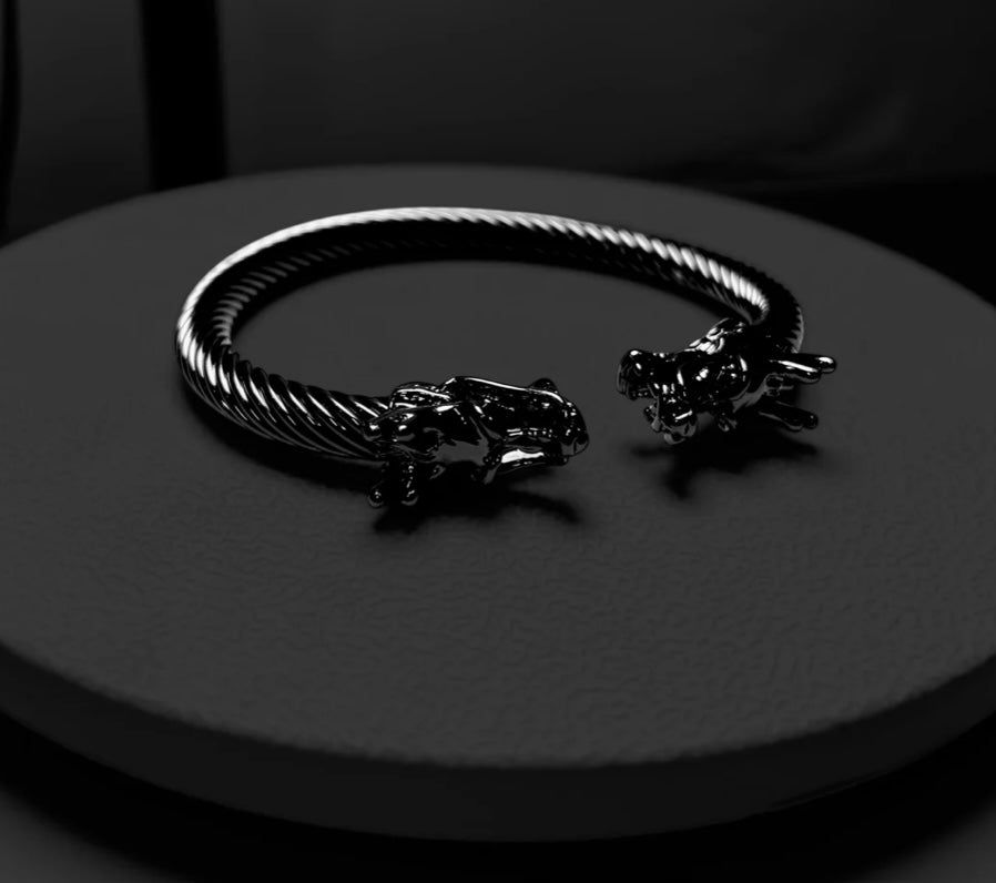Majestic dragons cuff